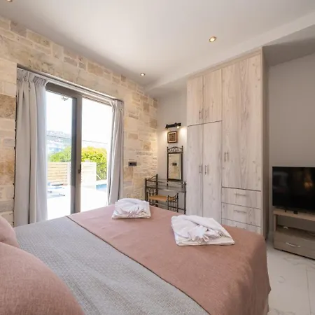 Blue Private Stone Skala Villa *