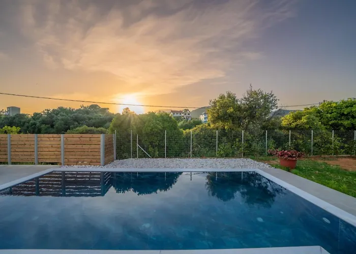 Villa Blue Private Stone Skala *