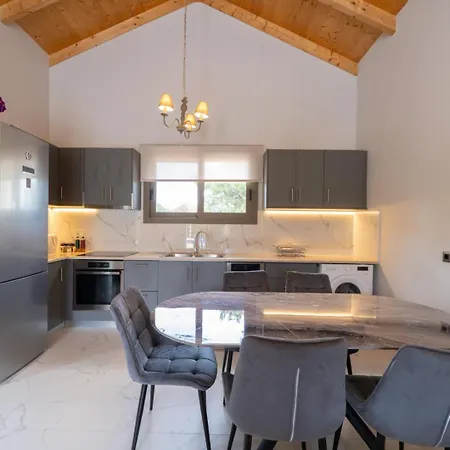 ヴィラ Blue Private Stone Skala *