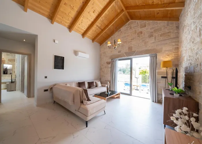 Blue Private Stone Skala Villa *